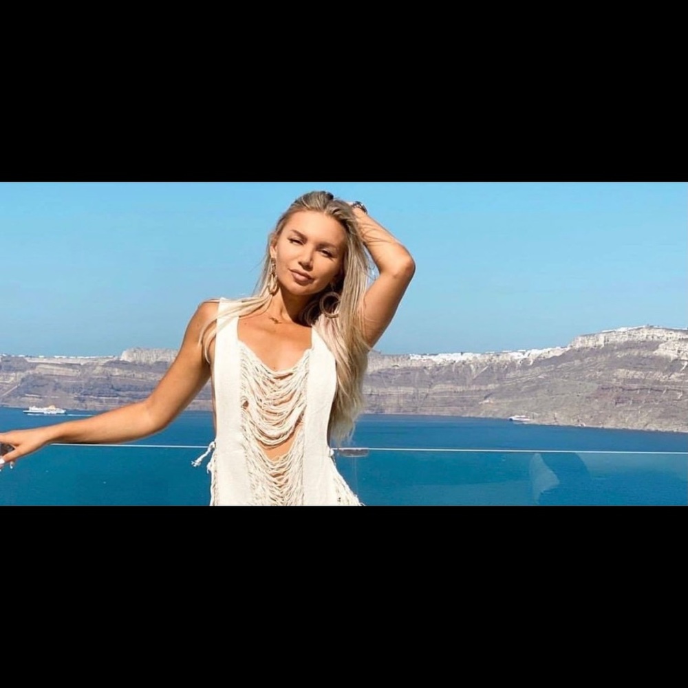 Beach bunny cover up xs